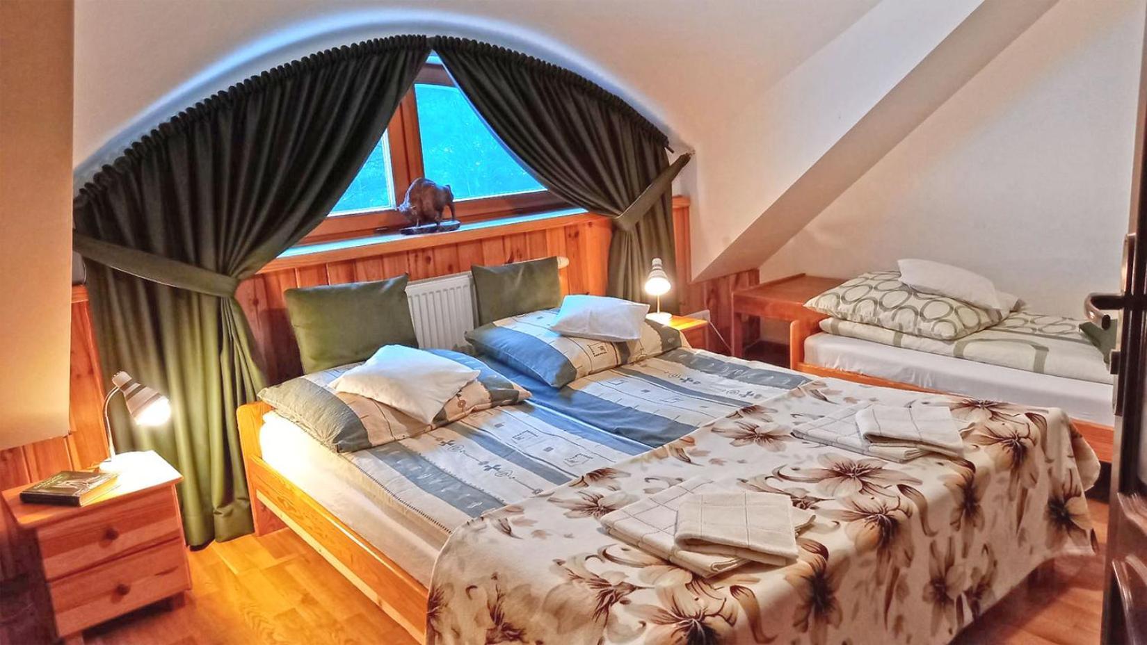 Hotel Debowa Dziupla à Białowieża Extérieur photo