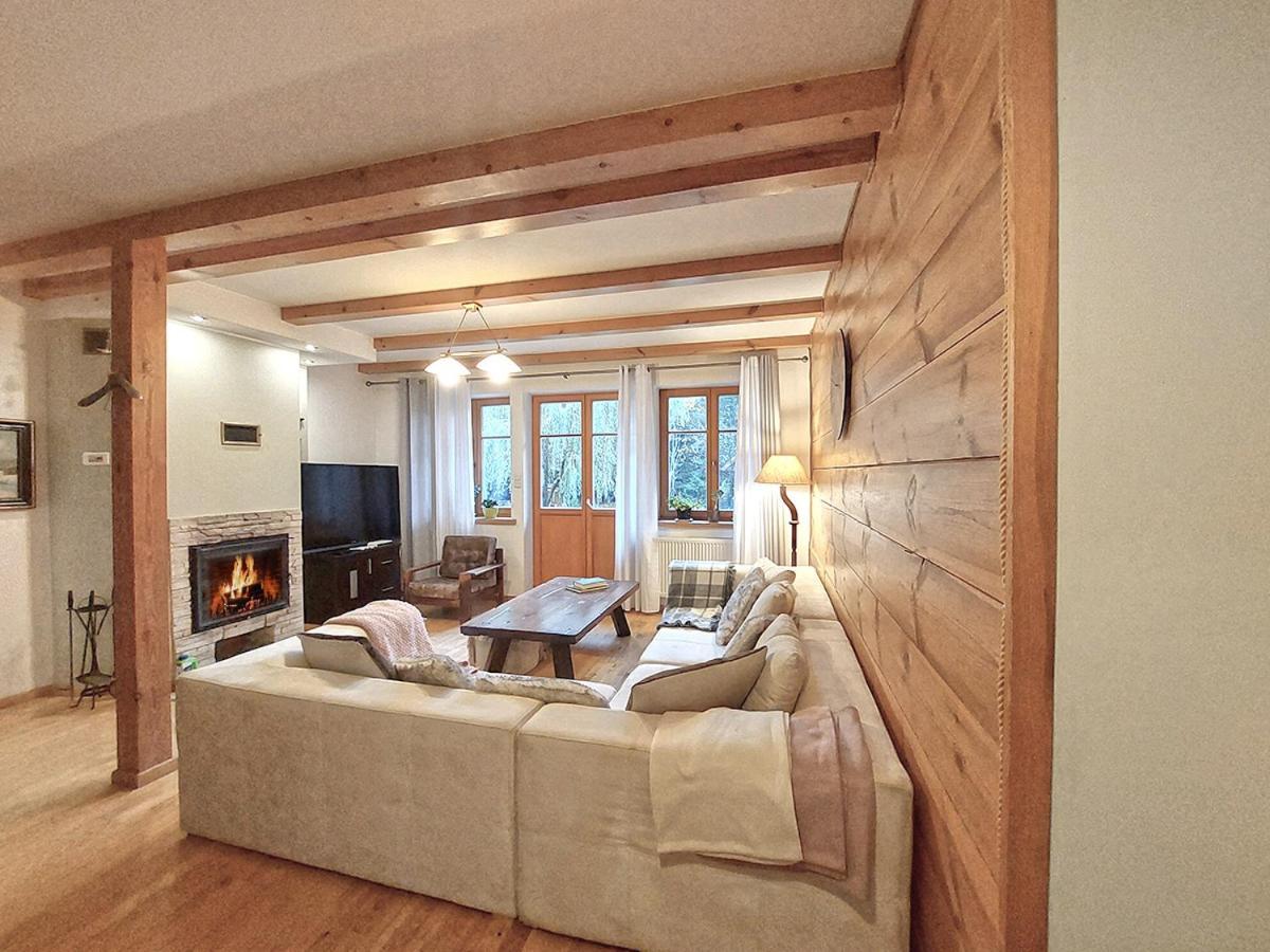 Hotel Debowa Dziupla à Białowieża Extérieur photo
