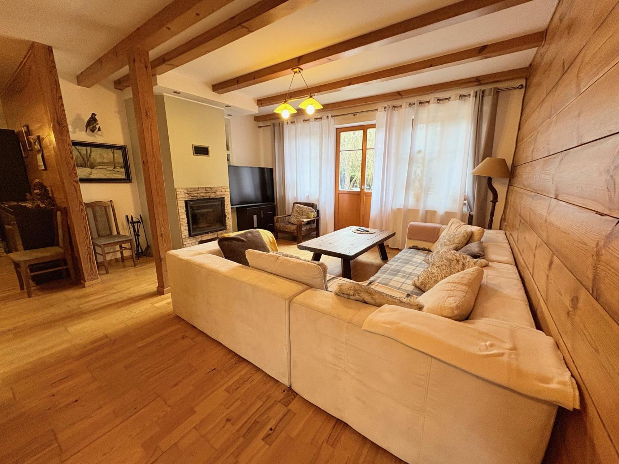 Hotel Debowa Dziupla à Białowieża Extérieur photo