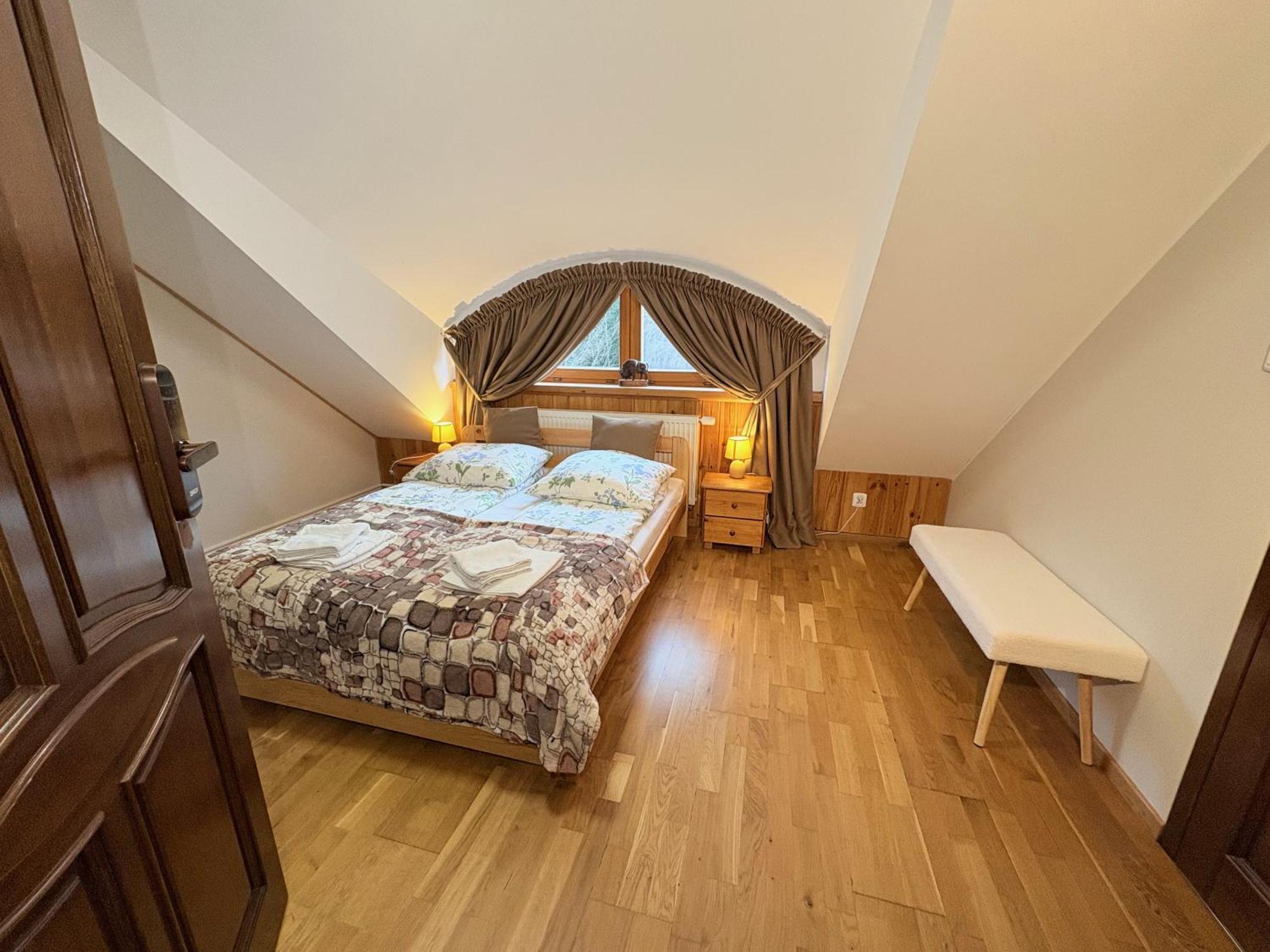 Hotel Debowa Dziupla à Białowieża Extérieur photo